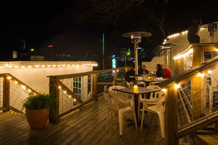 rooftop patio el alma downtown austin skyline